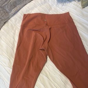 Lululemon cropped women yoga pants